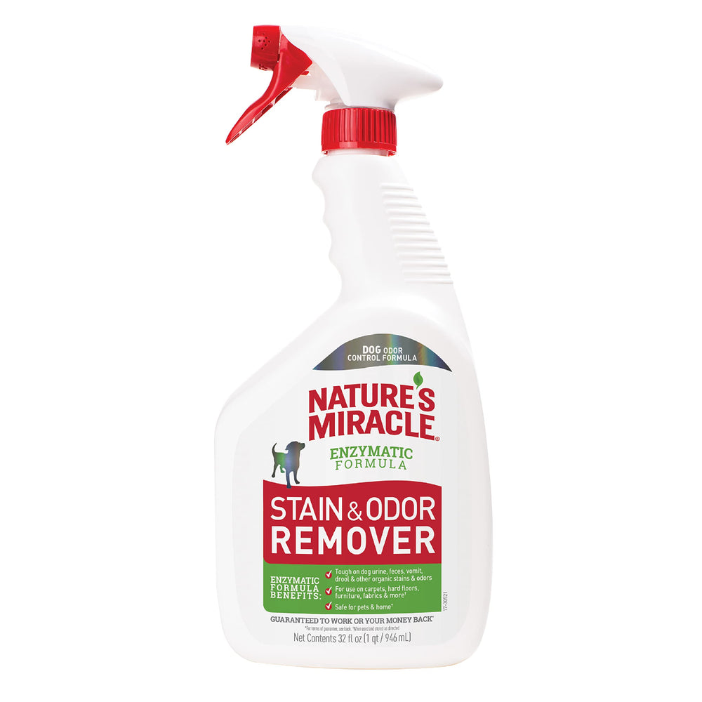 Nature's Miracle bouteille 32 oz en avant-plan montrant l'emballage et l'usage facile