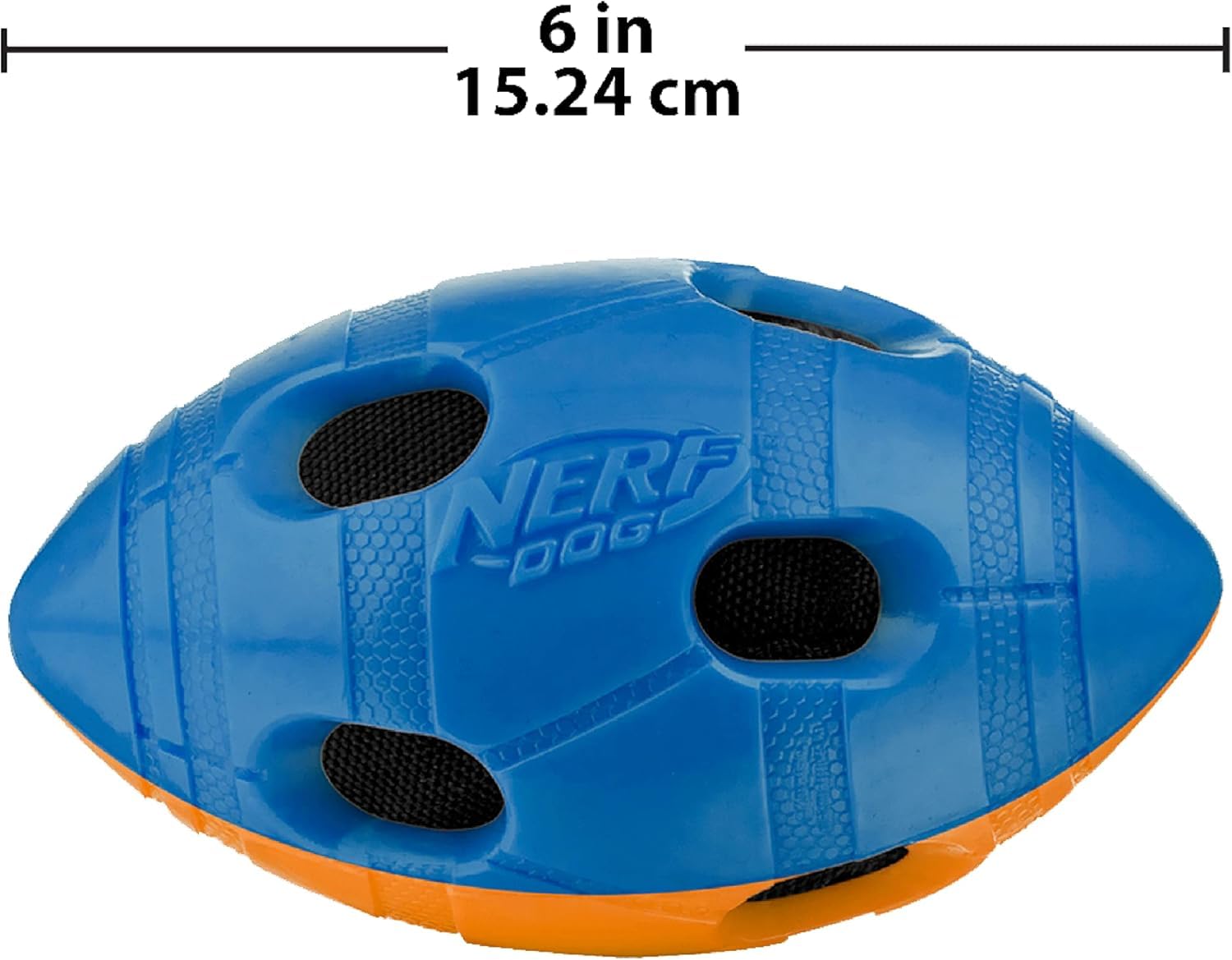 Nerf ballon à l’échelle près d’une main, illustre taille 6 pouces pratique