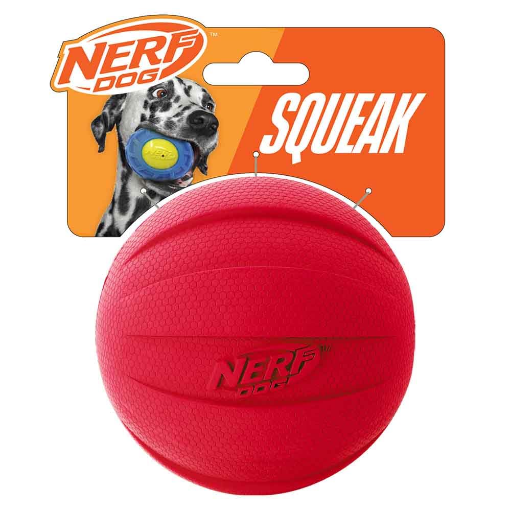 Nerf balle face avant montrant emballage et couleur rouge, bénéfice durabilité