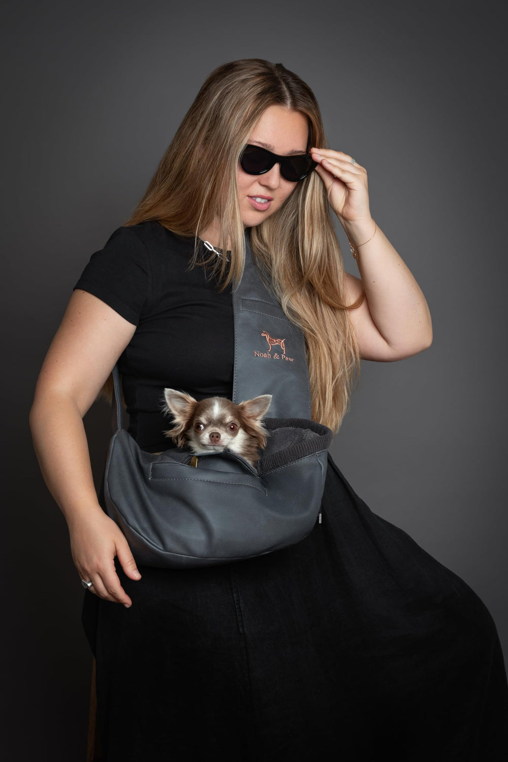 NOAH & PAW sac porté en ville montrant praticité et mobilité urbaine