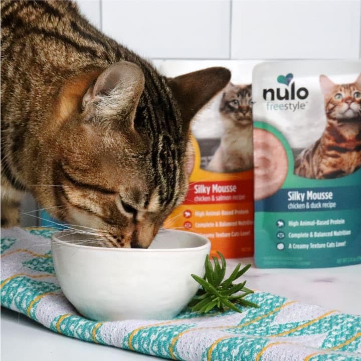 Nulo comparaison de taille pour estimer portion par chat
