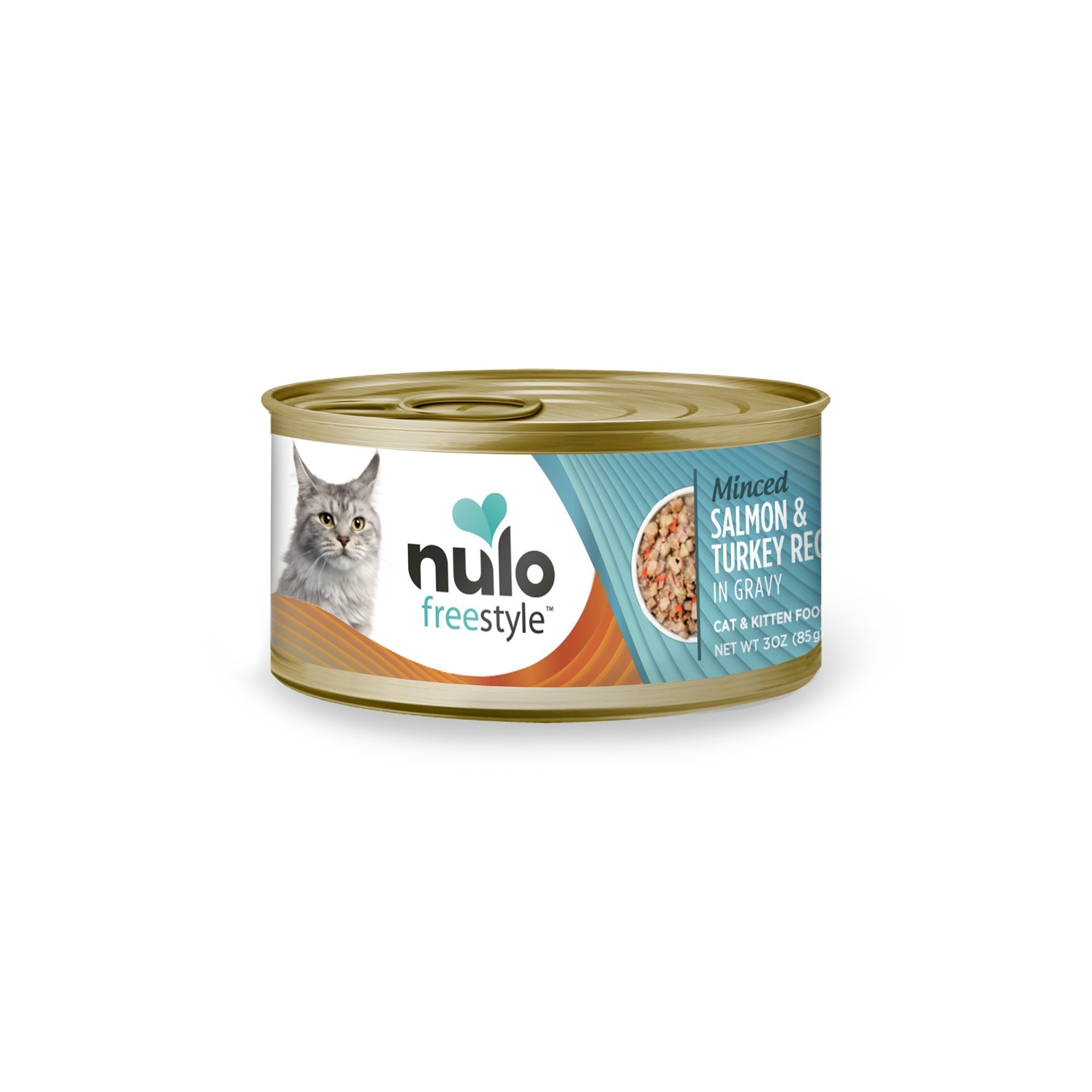 Nulo service dans plat pour chat montrant présentation prête à servir