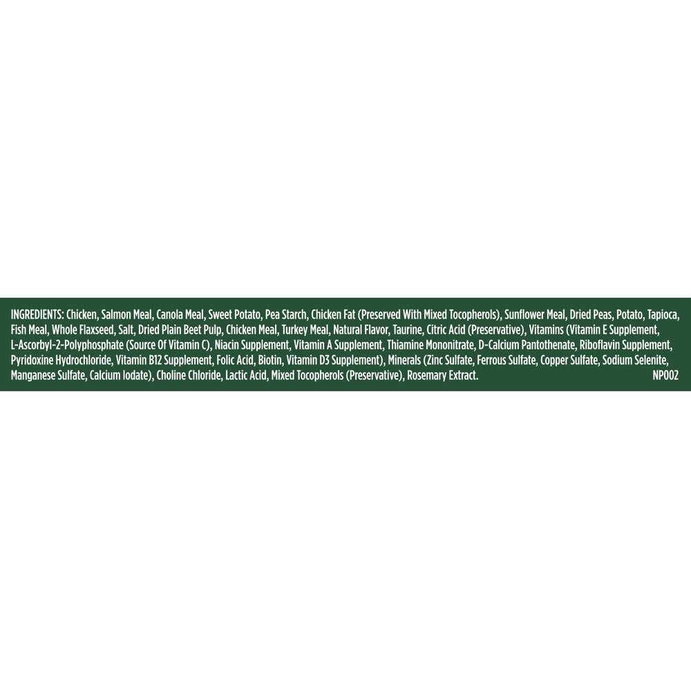 Nutrish zoom sur texture de croquette, croquante et uniforme pour mastication