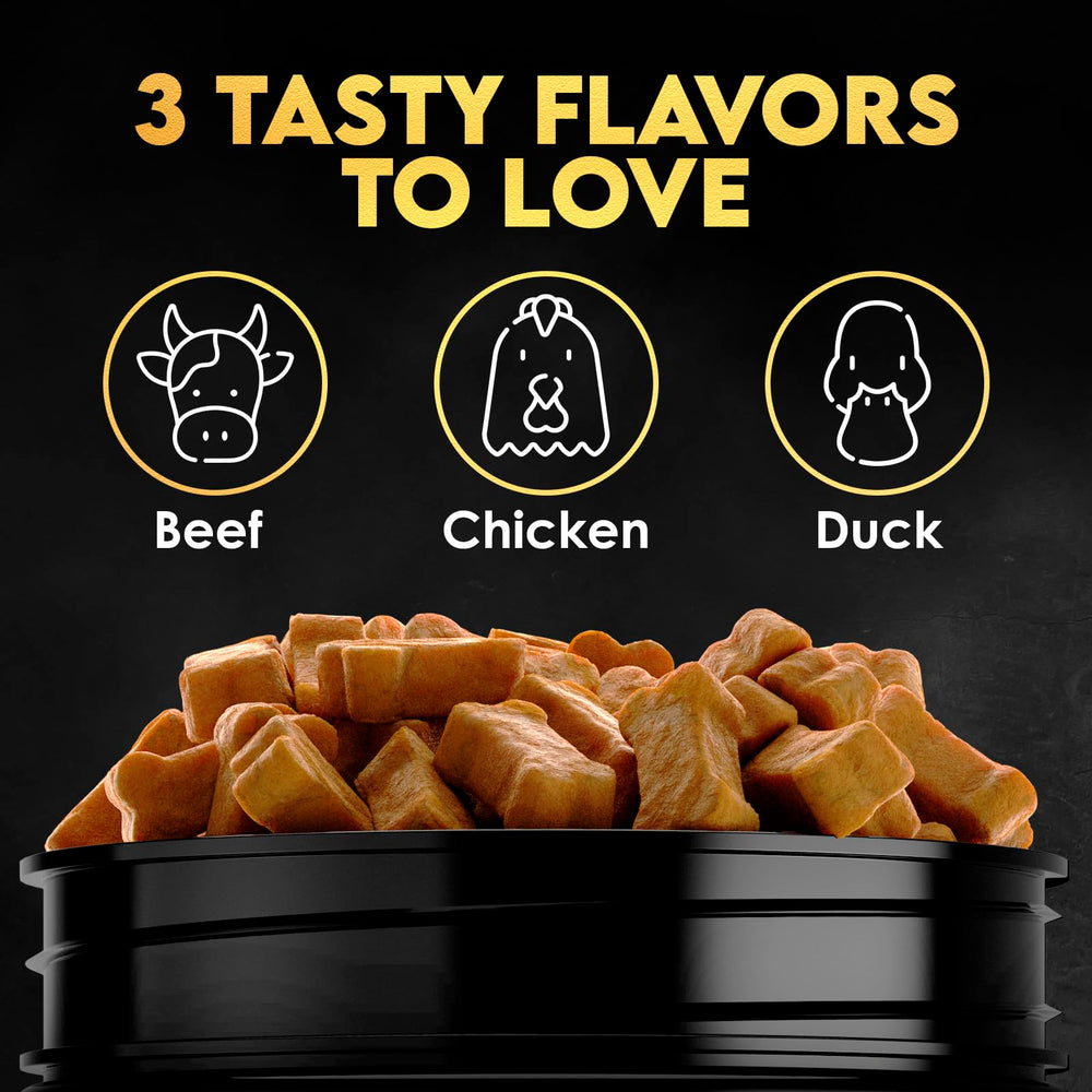 OKKÖBI chien mangeant un chew, favorise énergie et bonne acceptation