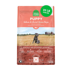 Open Farm emballage devant 22 lb montrant la recette traçable