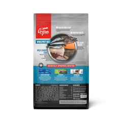 Gros plan des croquettes ORIJEN Six Fish montrant texture et croquant nutritif