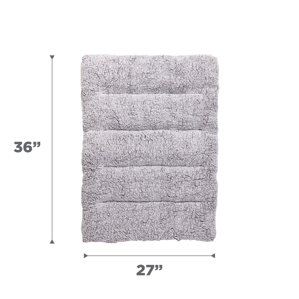 Outward Hound tapis posé en extérieur offre un coin repos stable et confortable