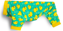 Paiaite gros plan tissu polyester montrant texture douce et respirante