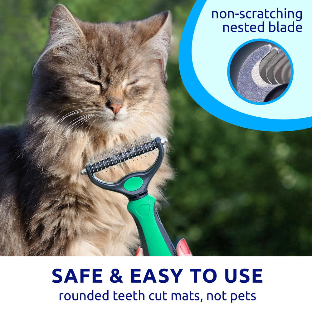 Pat Your Pet brossage sur chat à poil court pour enlever poils morts rapidement