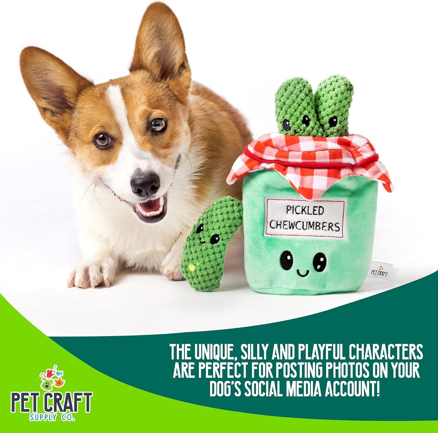 Pet Craft Supply cornichon couineur Pickles en main, encourage la chasse au jouet