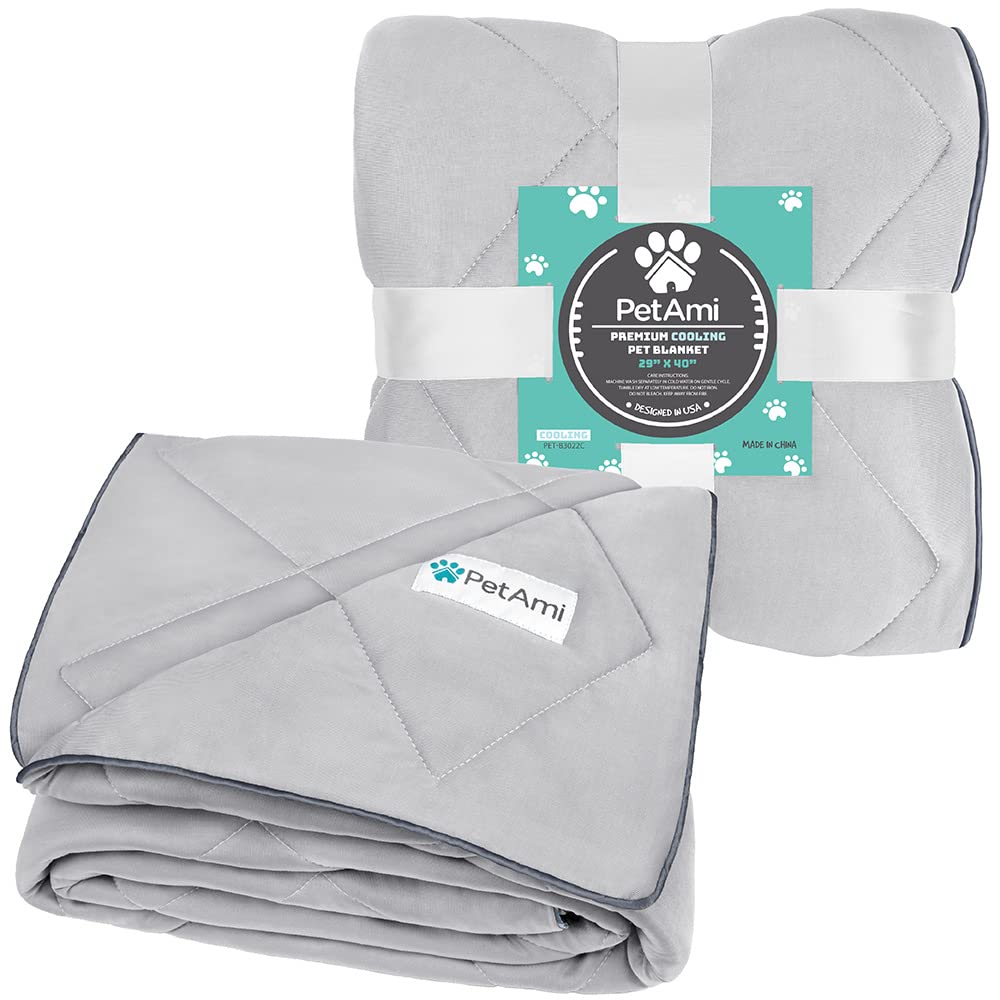 PetAmi couture et bord offrant durabilité et finition soignée
