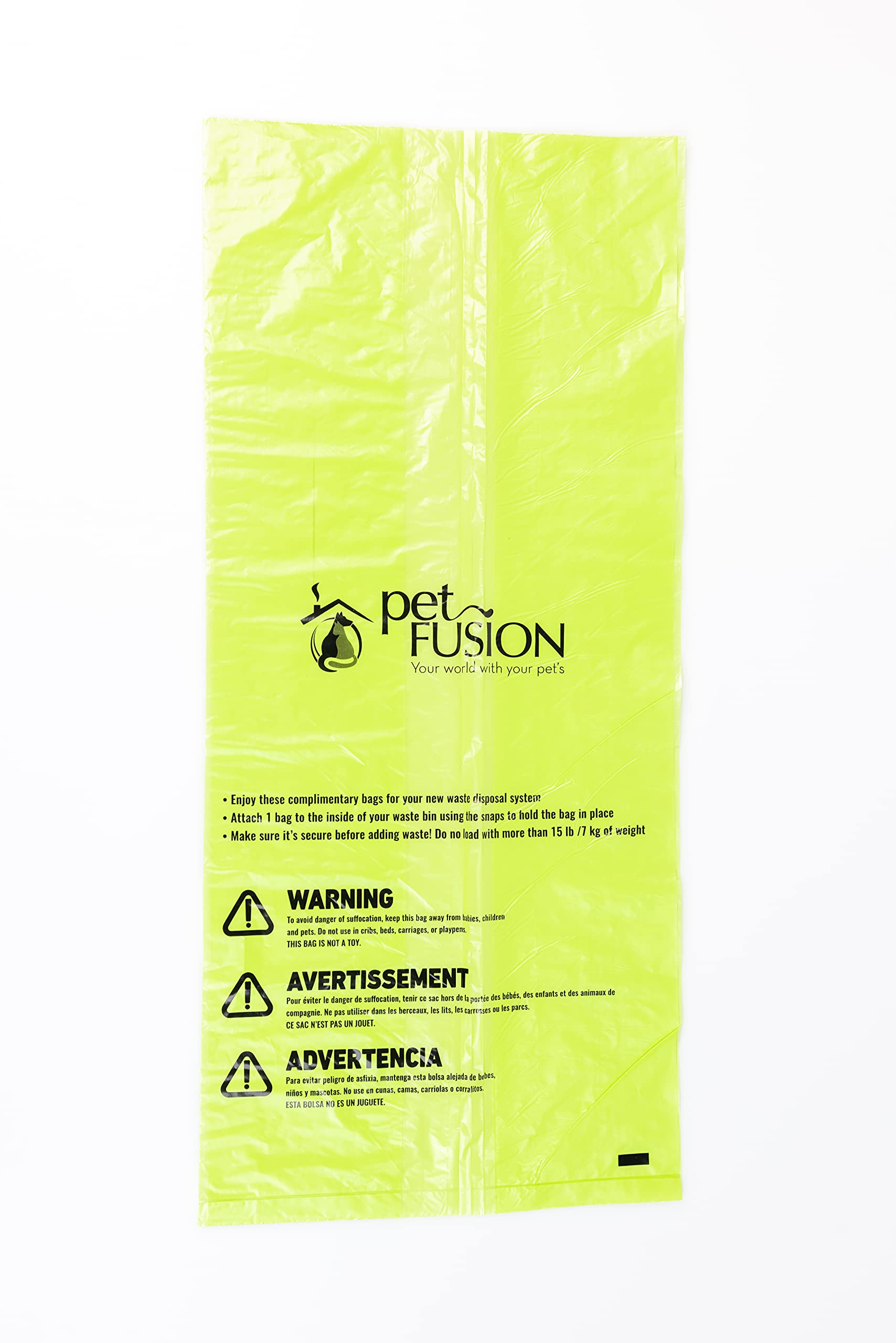 PetFusion poignée portable en action facilitant le transport entre bacs et poubelles