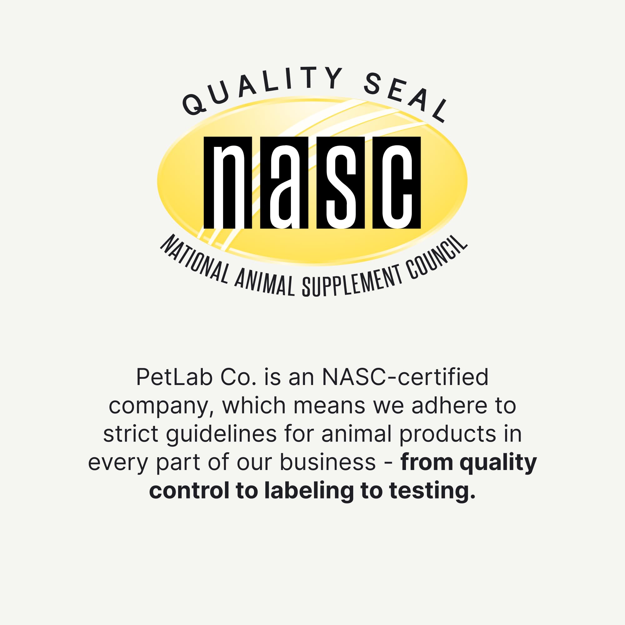 PetLab Co comprimé mou vu de près montrant la texture agréable et appétente