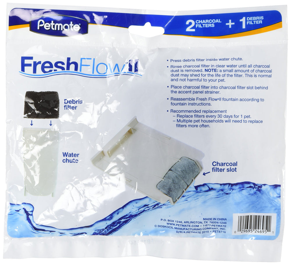 Petmate gros plan sur cartouche Fresh Flow illustrant la texture filtrante et amélioration de la qualité d'eau