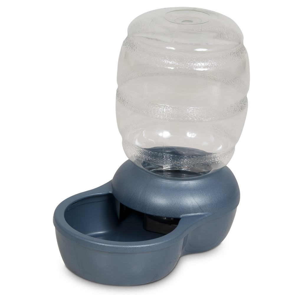 Petmate Replendish vue avant montrant la capacité et l'accès facile, assure hydratation prolongée