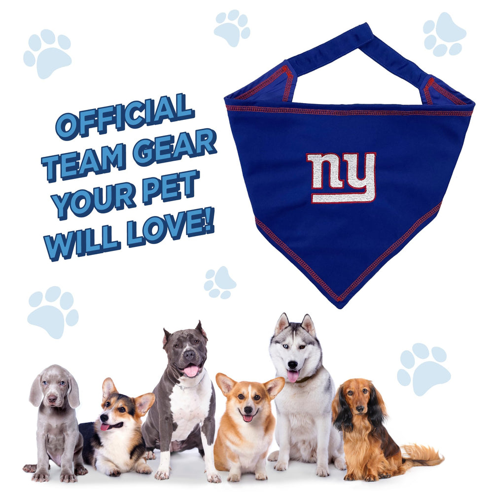 Pets First bandana portée par chien lors d’un jour de match, esprit d’équipe