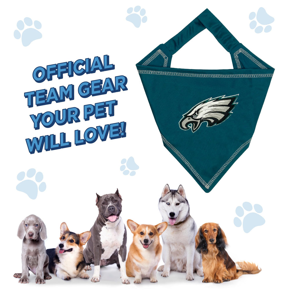 Bandana Pets First en scène de fête, look d'équipe coordonné