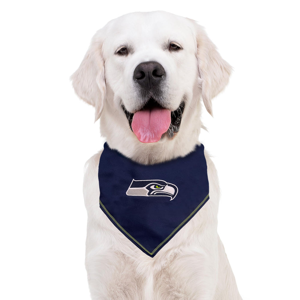 Comparaison d'échelle du bandana Pets First Seattle Seahawks pour taille L/XL, ajustement illustré