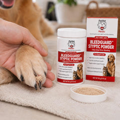 PetVet Medic application BleedGuard sur ongle de chien pour arrêt rapide du saignement