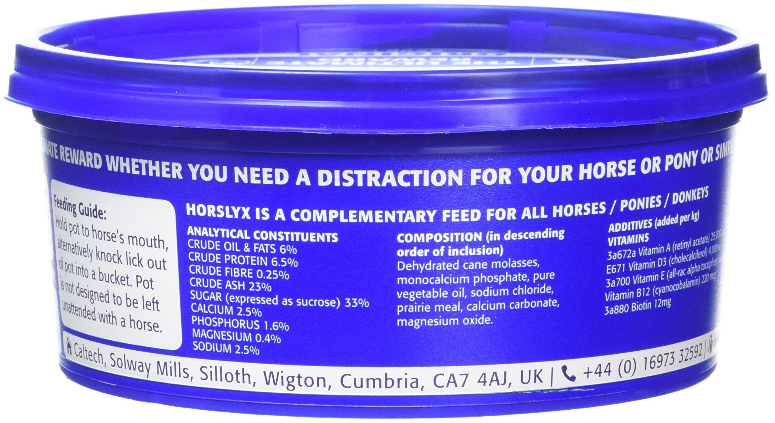 PFIFF Horslyx Minis gros plan texture, montre la consistance appétente pour mastication