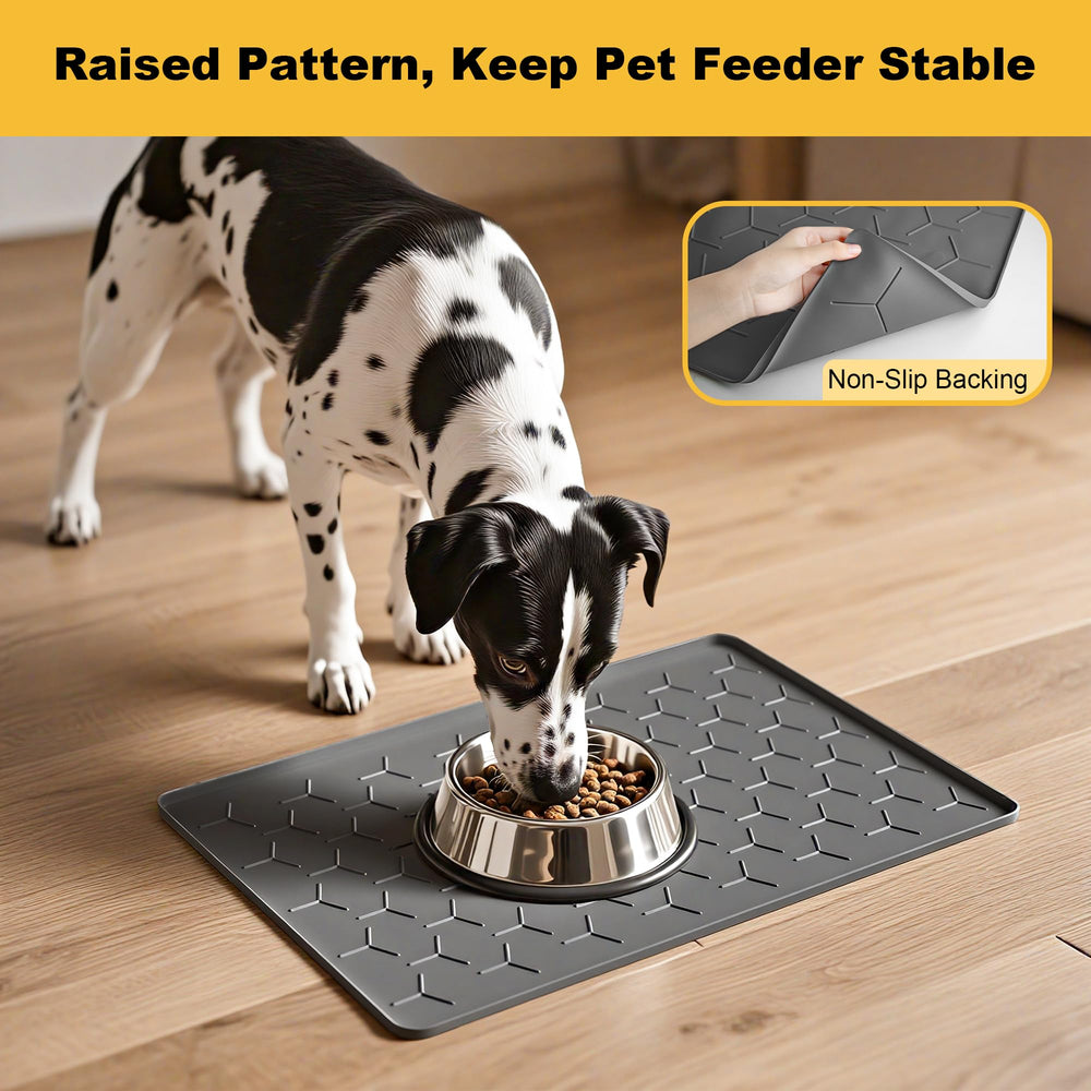 Pieviev tapis comparaison taille montrant espace pour grandes gamelles