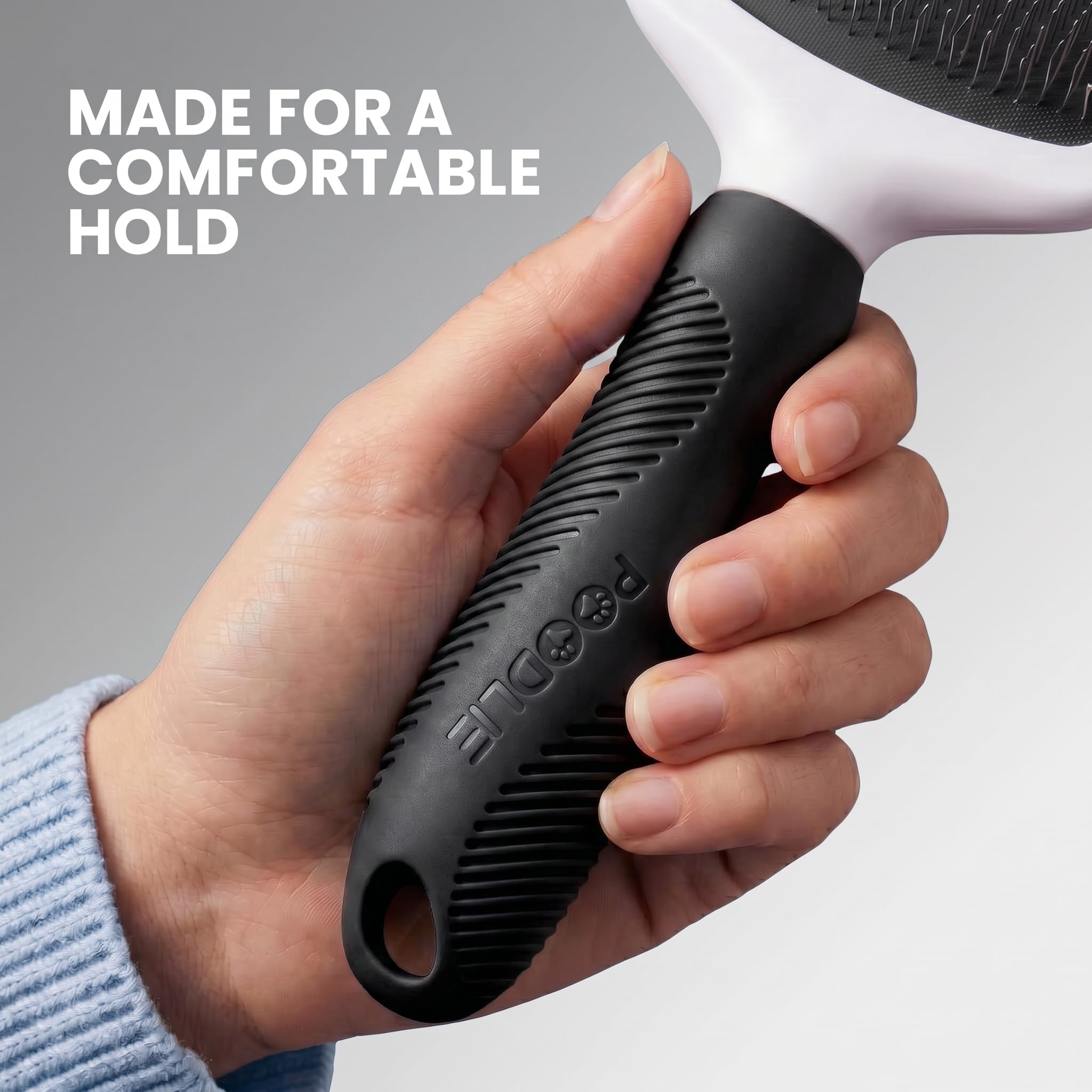 POODLIE brosse poignée ergonomique apportant confort et contrôle