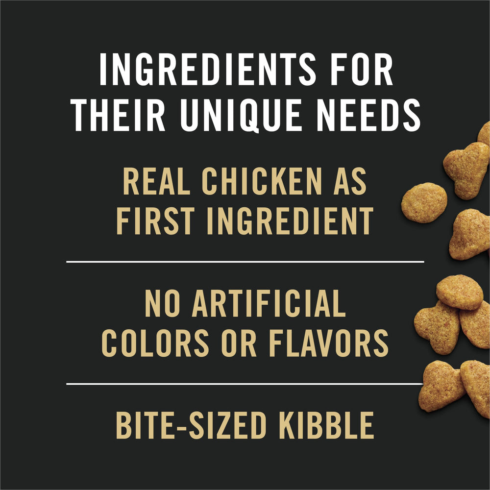 Purina Pro Plan zoom étiquette nutrition montrant taurine, vitamine A et antioxydants