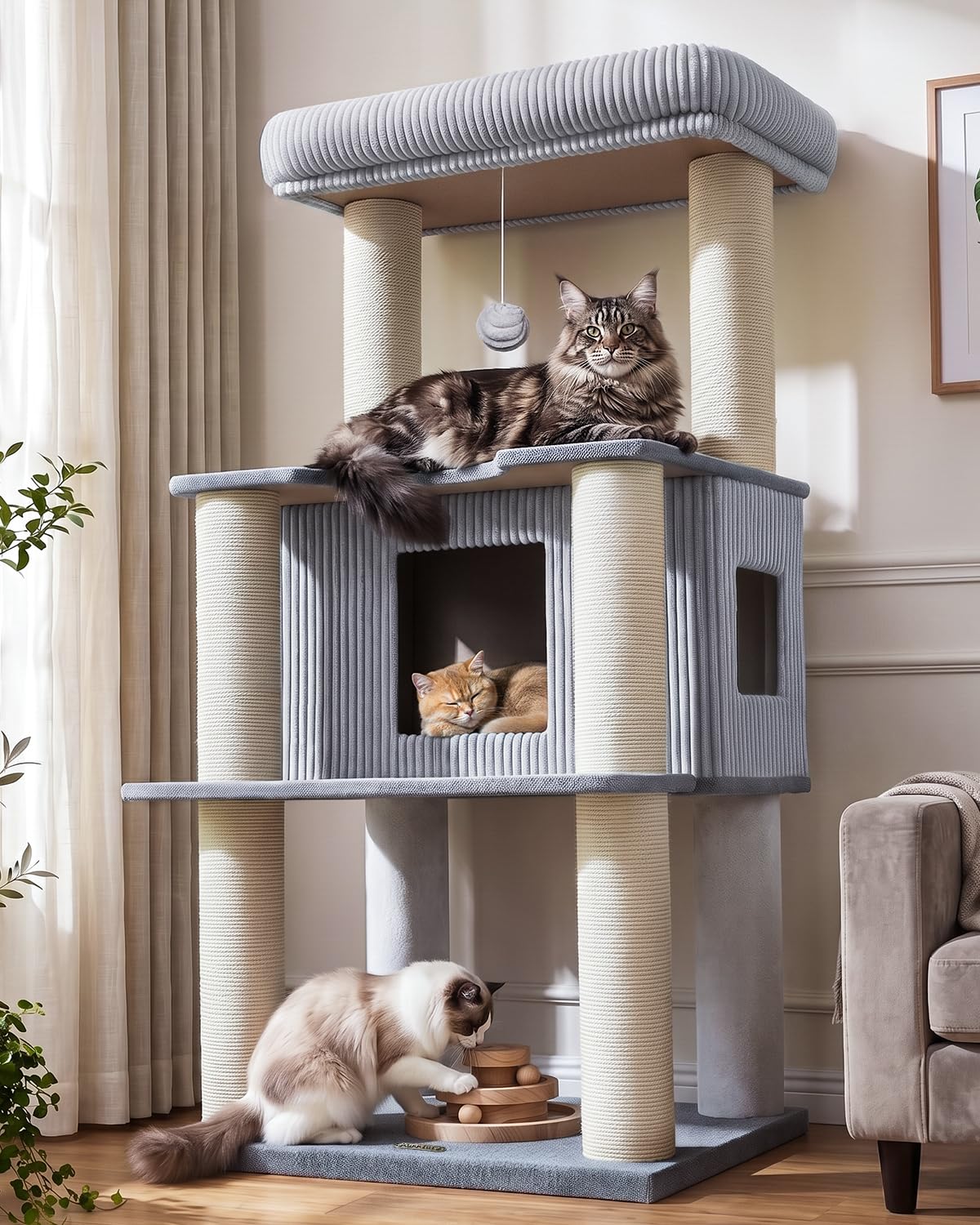 Purrlato arbre à chat face avant montrant design stable et élégant