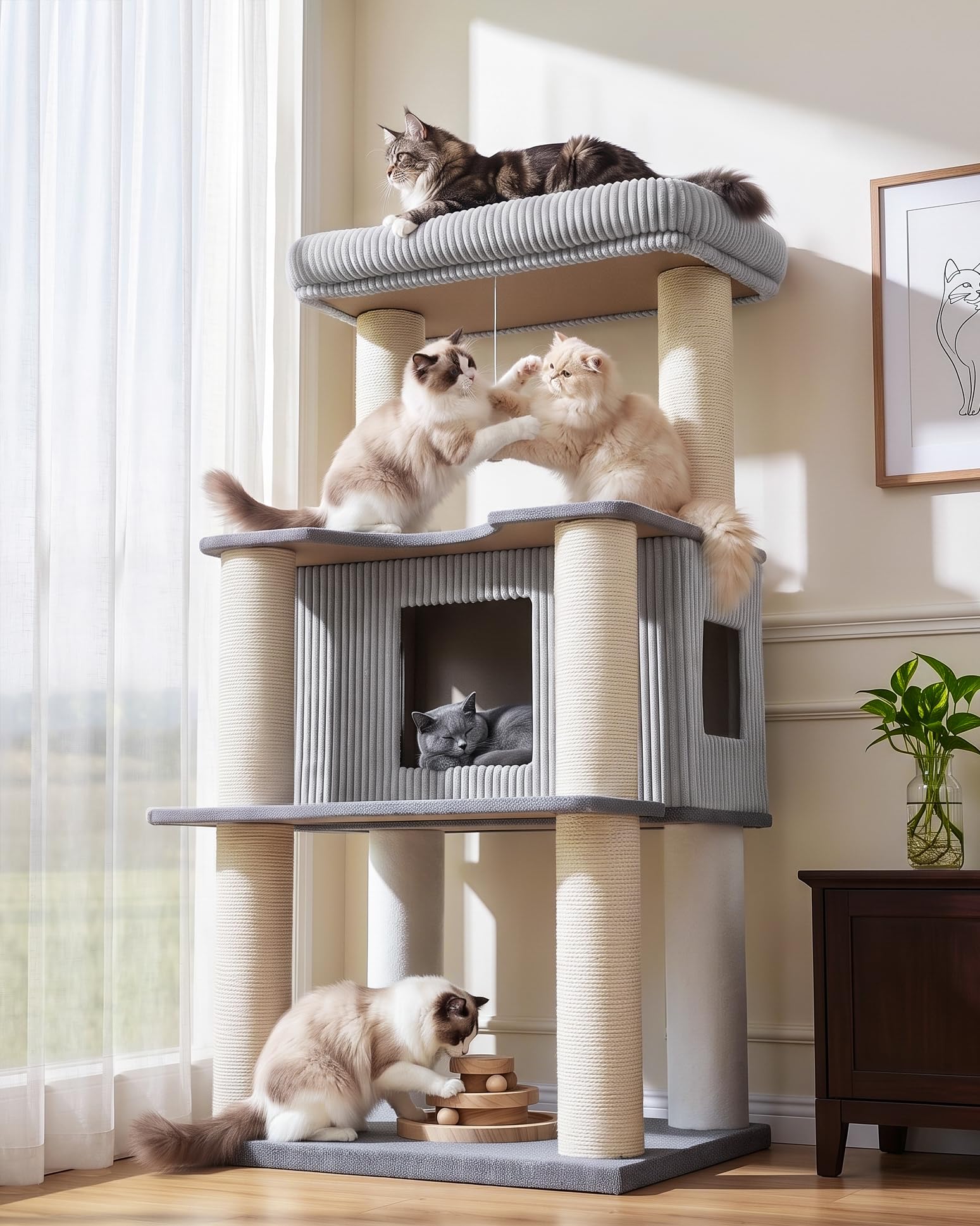 Purrlato arbre installé dans salon montrant intégration décorative