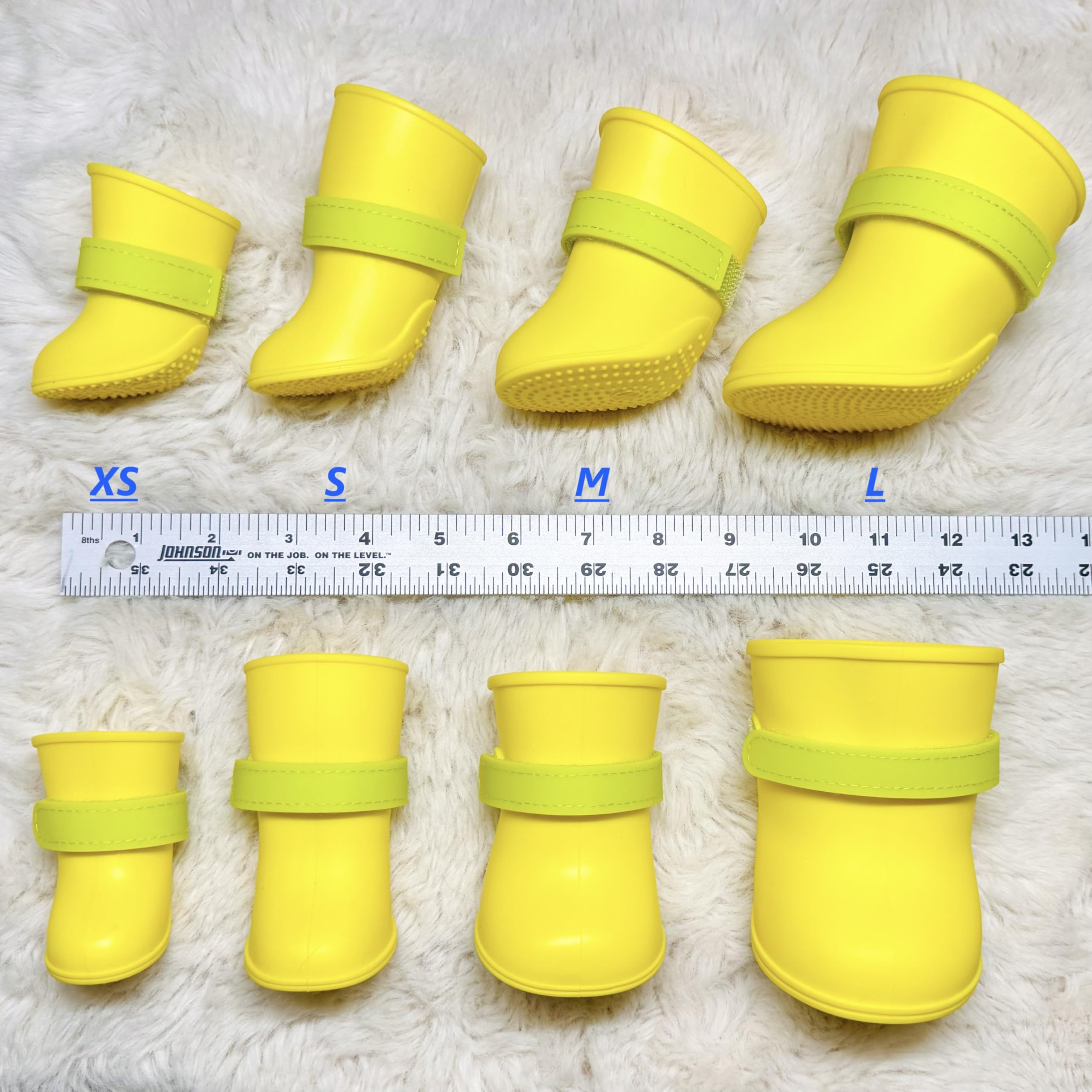 Quality Life Hack comparaison d'une patte avec bottine pour vérifier l'ajustement