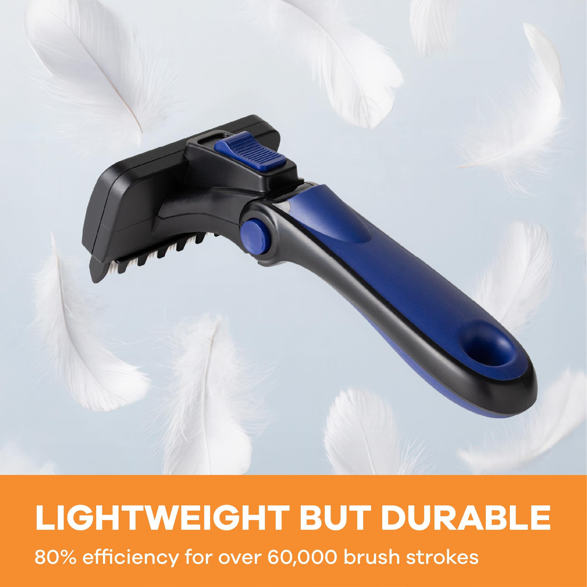 Refuresh brosse utilisée sur chat à poils longs pour un toilettage doux