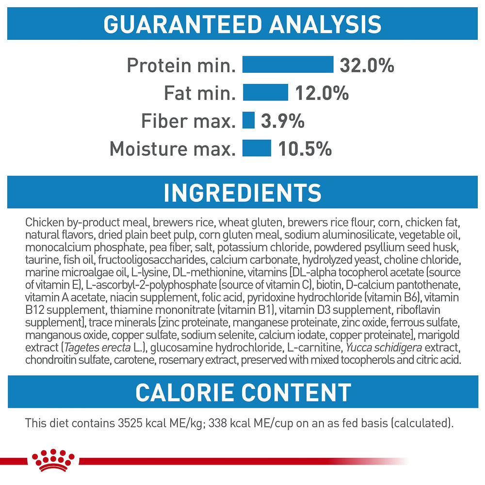 ROYAL CANIN gros plan sur la texture de la croquette pour démontrer facilité de mastication