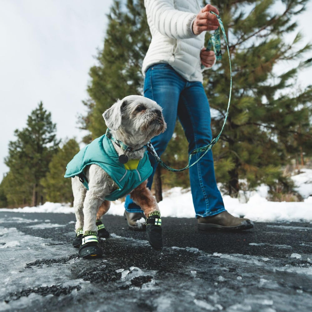 Ruffwear collier porté en randonnée offrant confort et stabilité