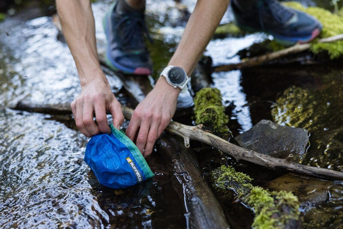 Ruffwear gros plan sur coutures scellées assurant zéro fuite