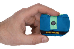 Ruffwear bol en usage pendant une pause hydratation, versement facile