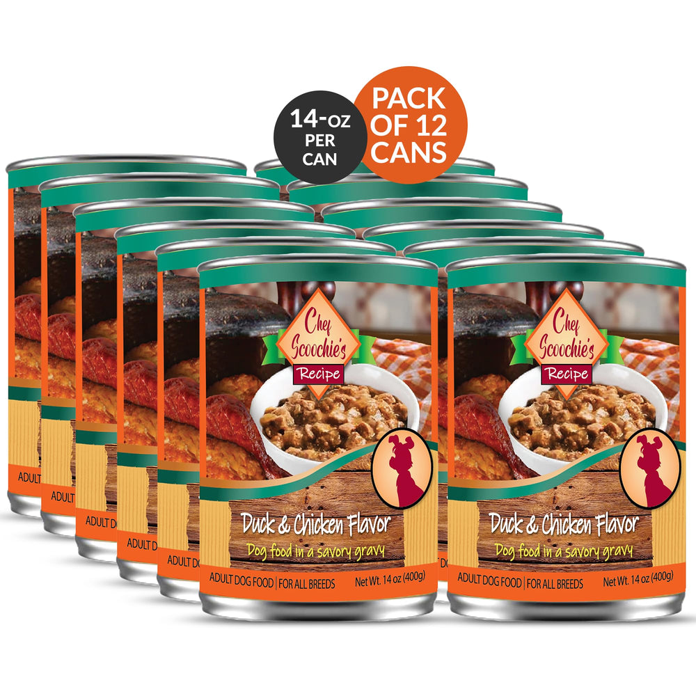 Scoochie Pet Products gros plan sur la texture montrant morceaux de poulet et canard appétissants