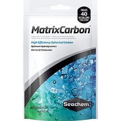 Seachem MatrixCarbon emballage 100 mL montrant le sachet et l'étiquette, facilitant le dosage