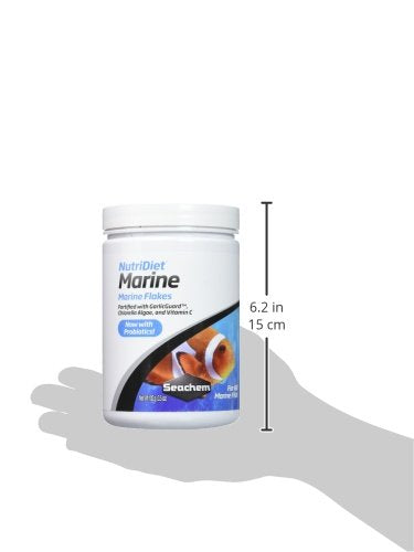 Seachem Nutridiet gros plan sur texture des flocons pour assimilation facile