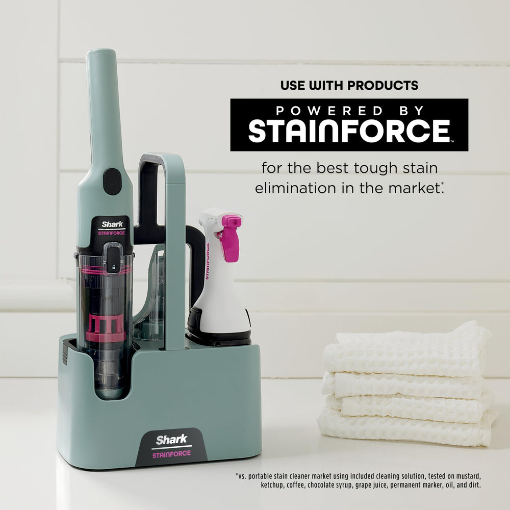 Shark StainForce scène lifestyle sur canapé montrant fraîcheur après nettoyage