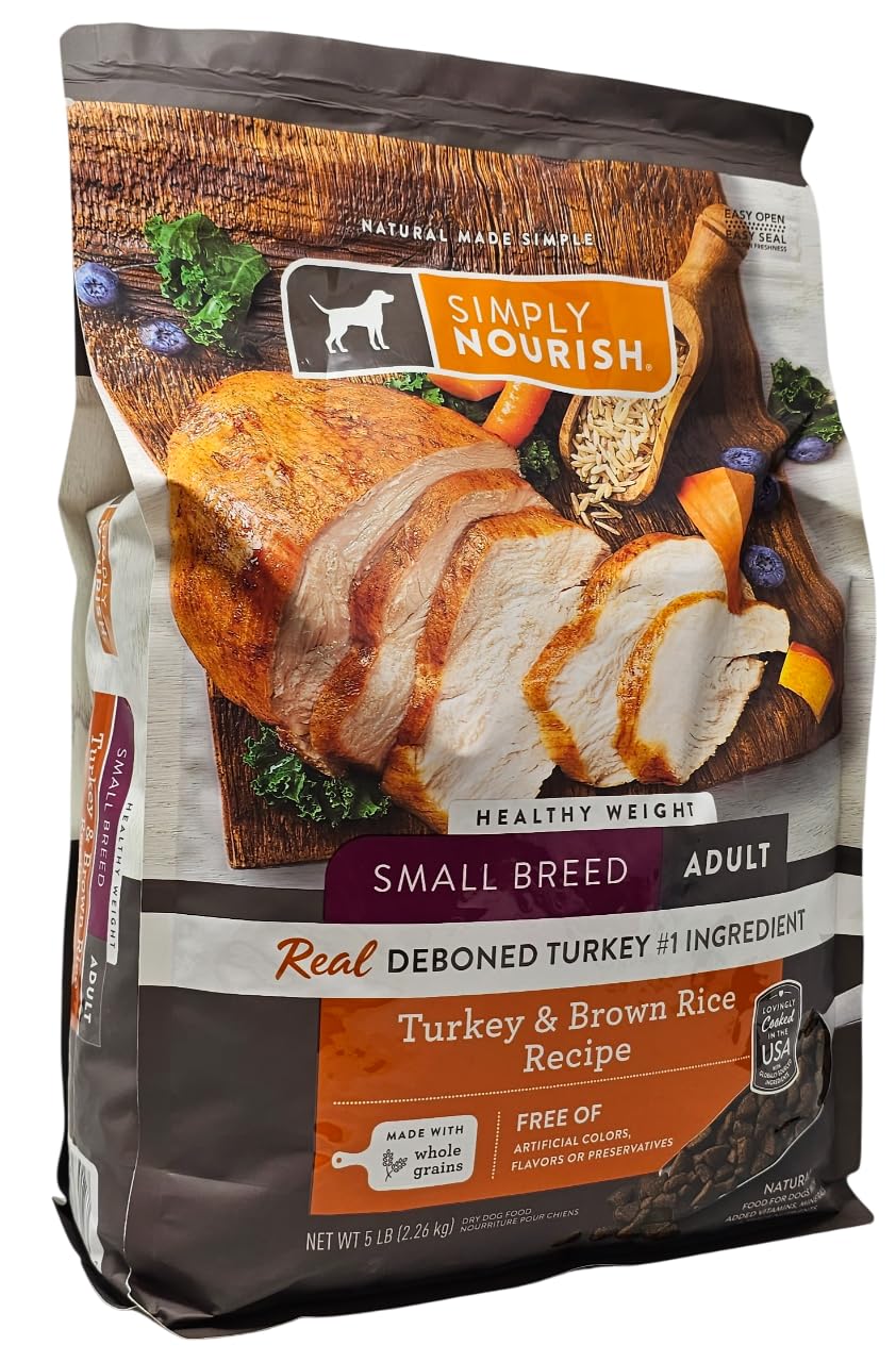 SIMPLY NOURISH gros plan des croquettes et grains, montrant la texture et la qualité des ingrédients