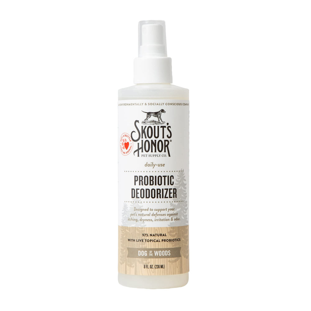 SKOUT'S HONOR emballage avant montrant le parfum Dog of the Woods et bénéfice rafraîchissant