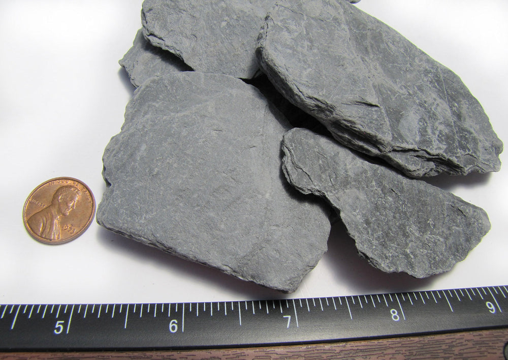 Small World Slate & Stone comparaison avec main, montre taille pratique pour maquettes