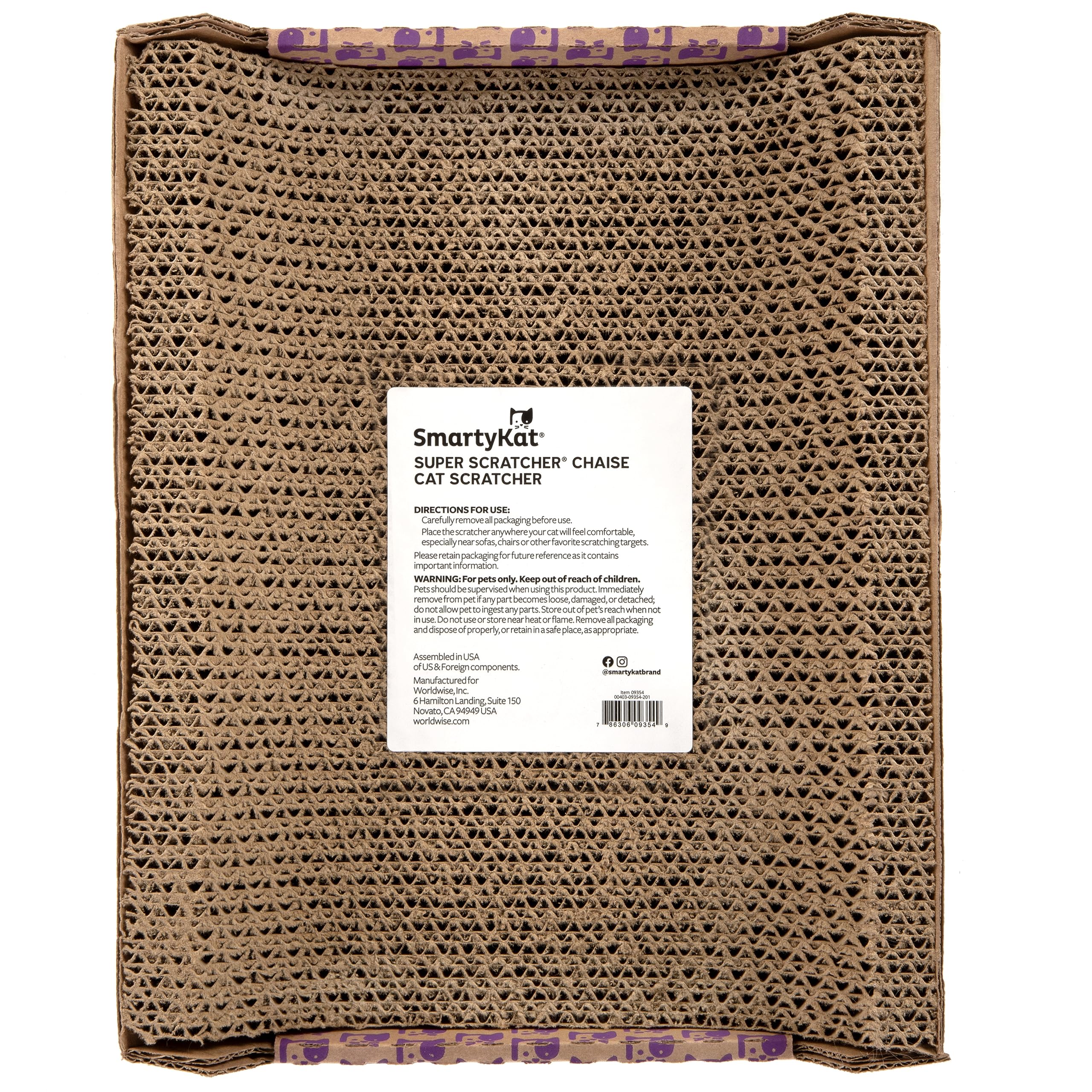 SmartyKat coupe montrant l'infusion de catnip entre les couches pour intérêt