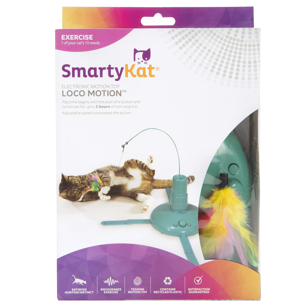 SmartyKat gros plan sur la plume oscillante, stimule l'instinct de chasse du chat