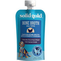 Solid Gold texture du bouillon dans grand bol soulignant la richesse hydratante