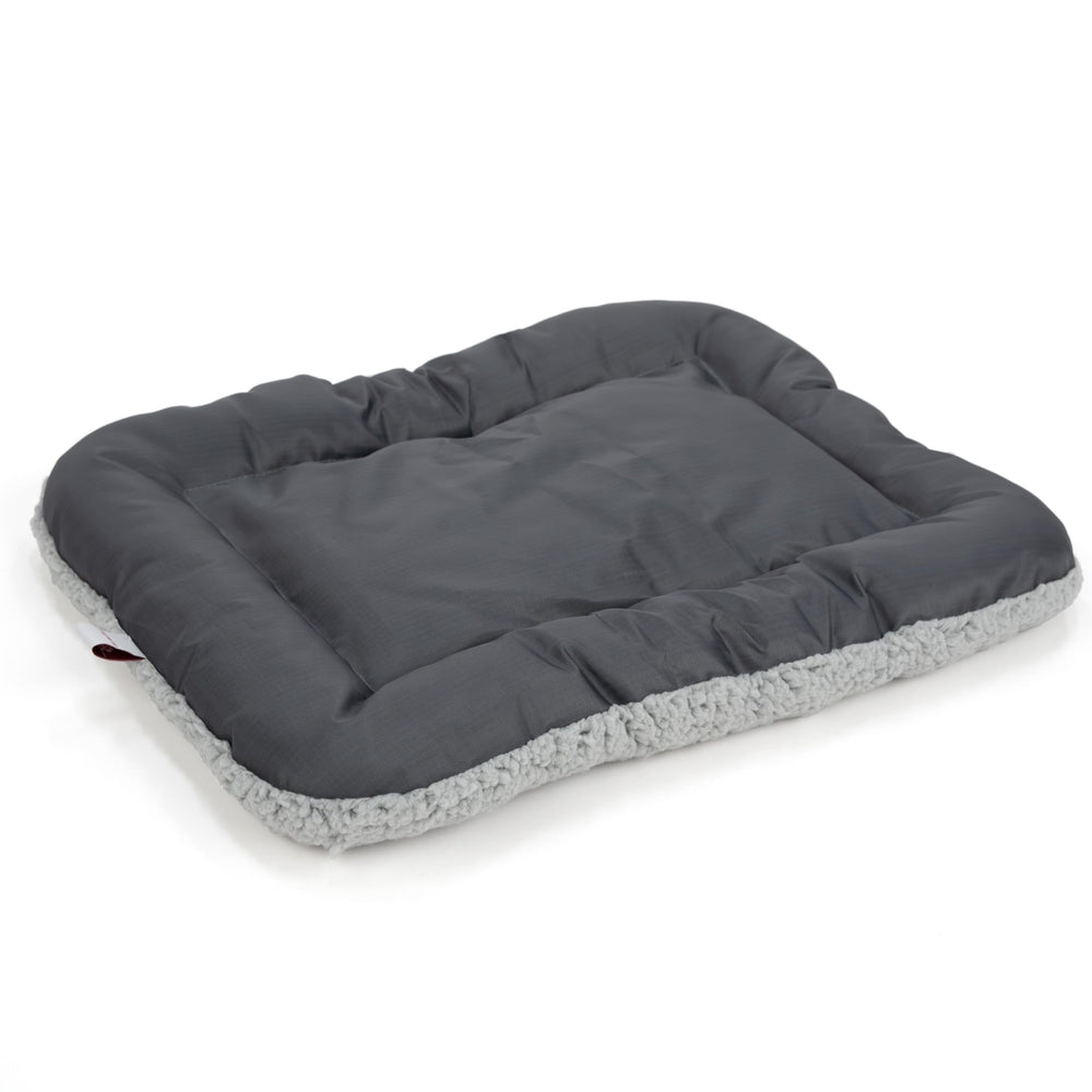 SportPet coussin installé dans un transporteur pour tranquillité en voyage