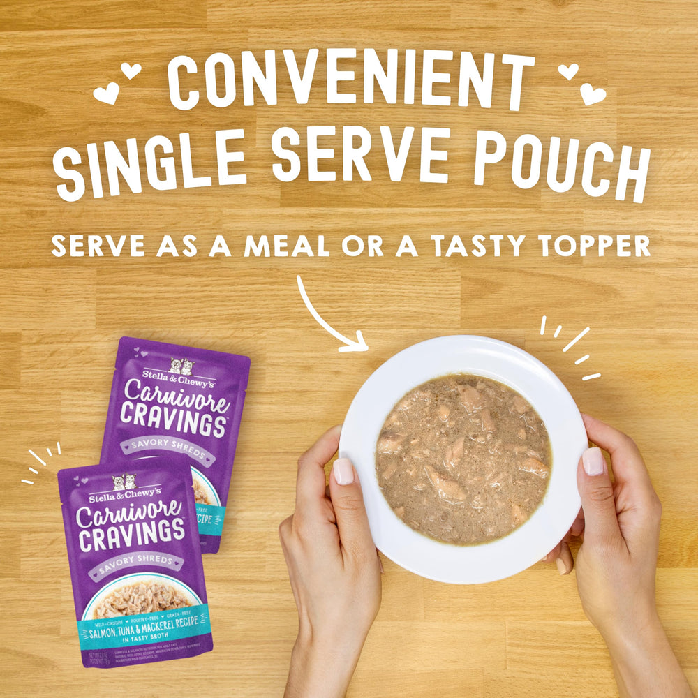 Stella & Chewy's chat qui mange montrant acceptation et plaisir alimentaire