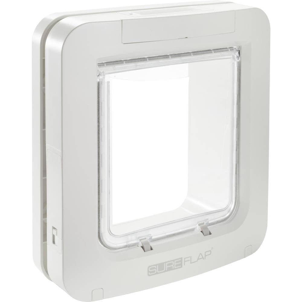 SureFlap chatière face avant blanche montrant accès sécurisé pour animal