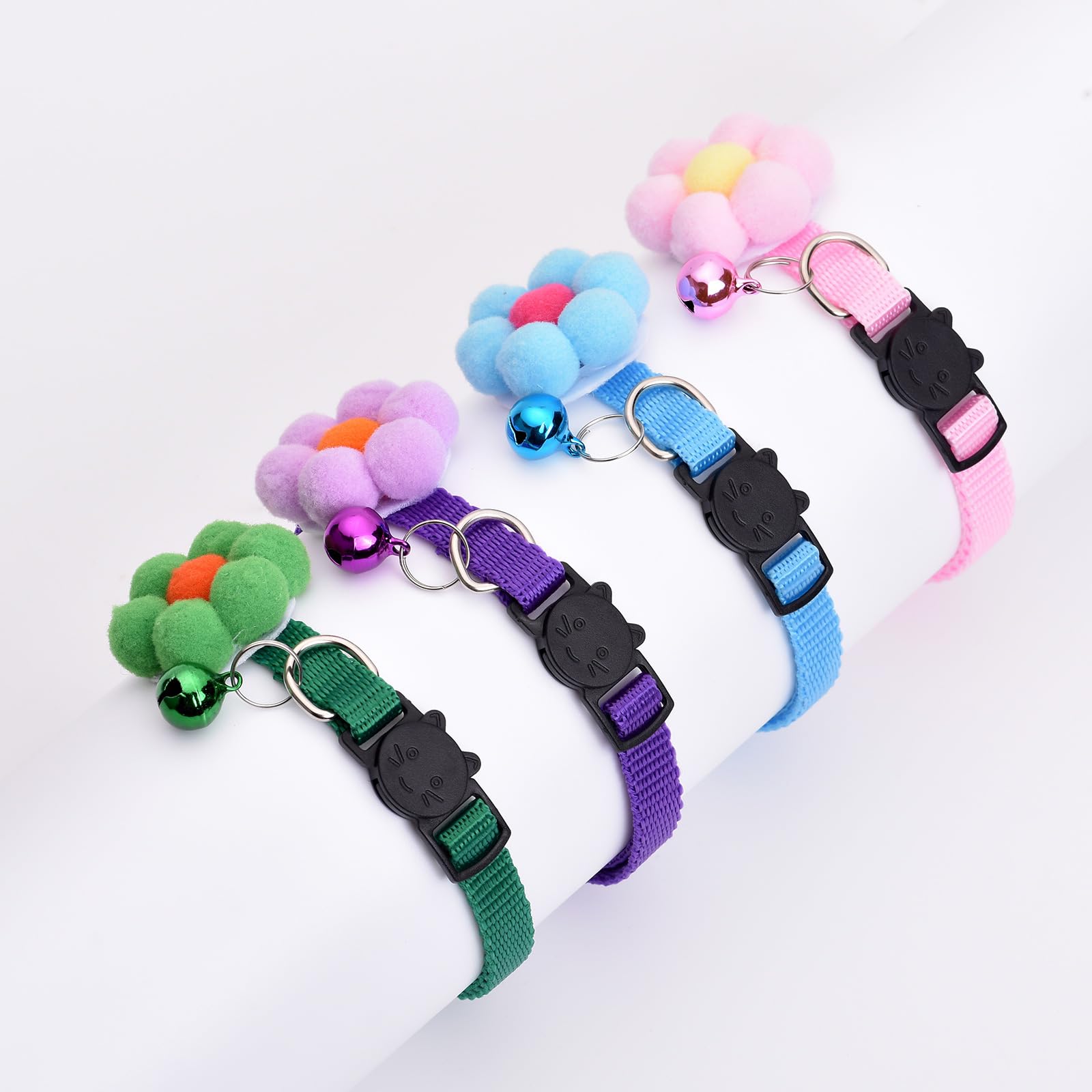 TAMHOO comparaison de taille montrant réglage pour petits chats