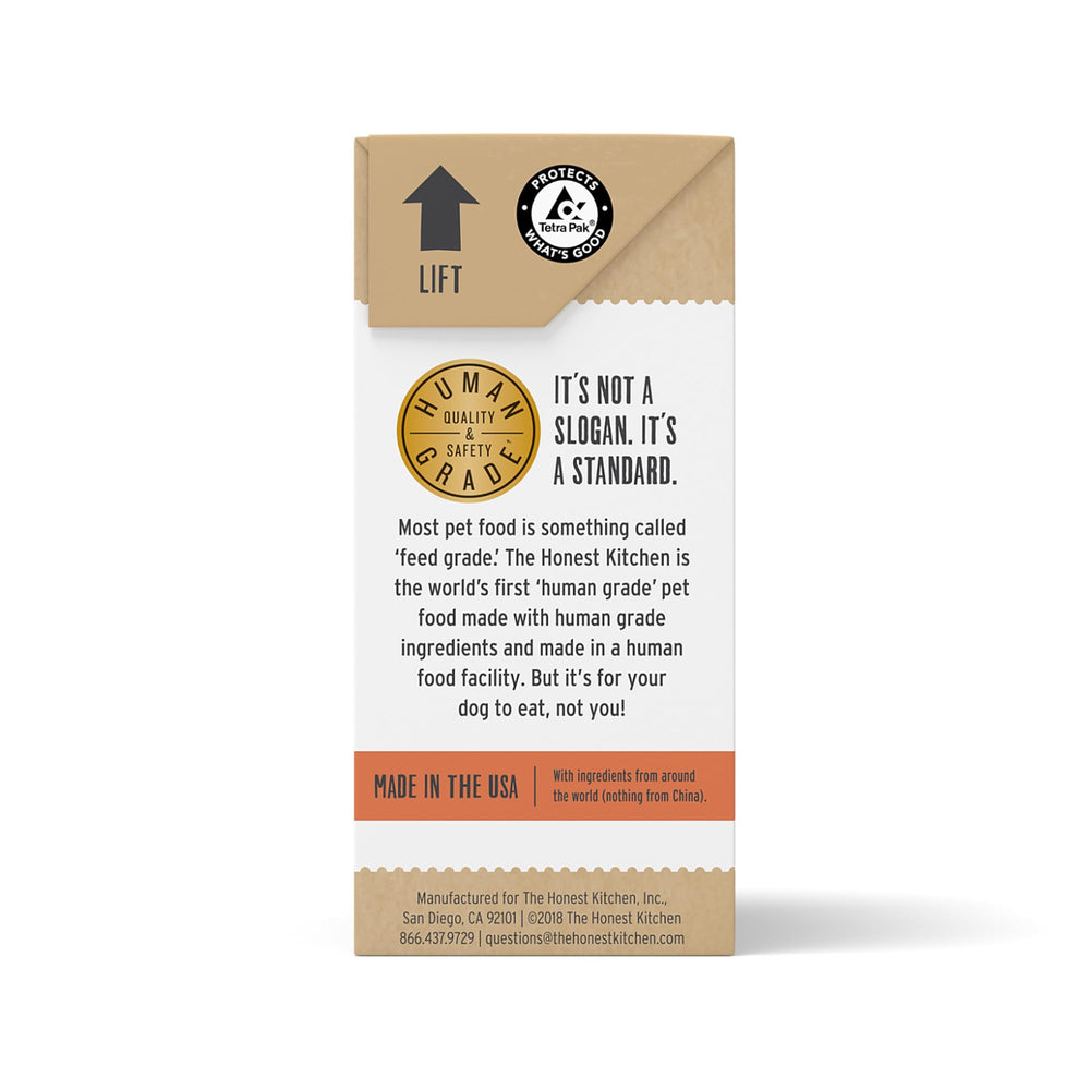 The Honest Kitchen gros plan morceaux et bouillon, apporte saveur et humidité